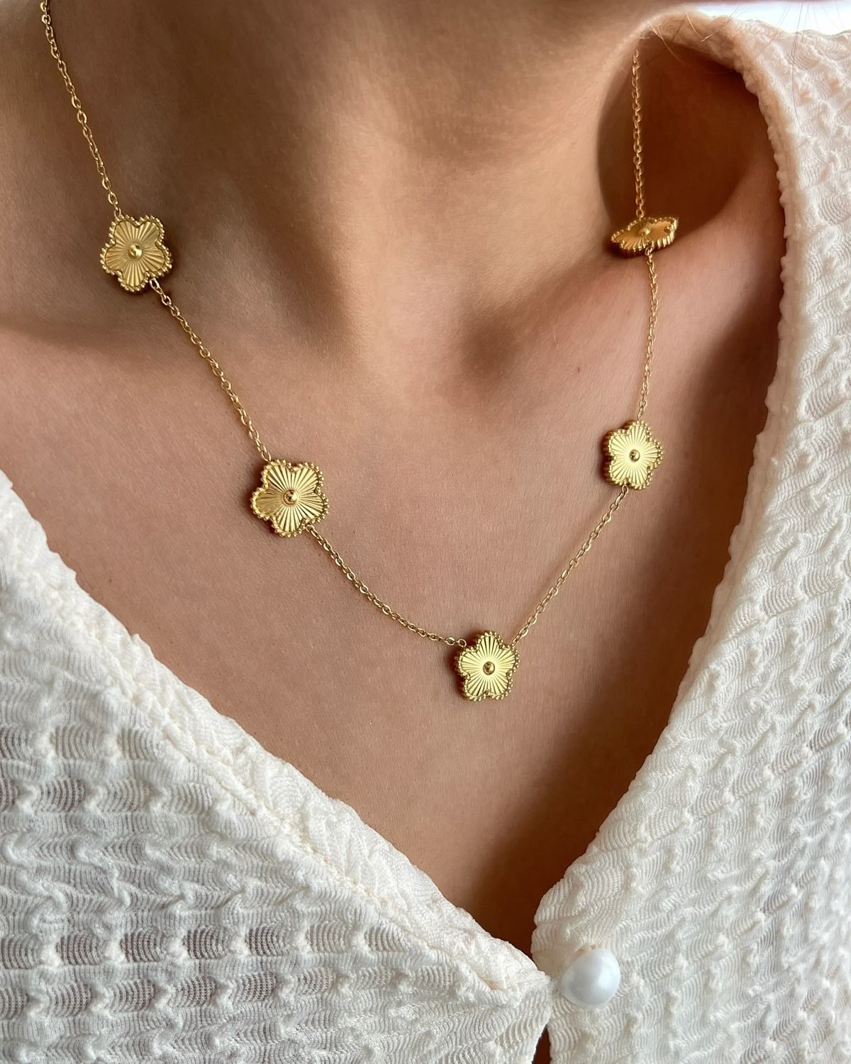 Gold flower necklace