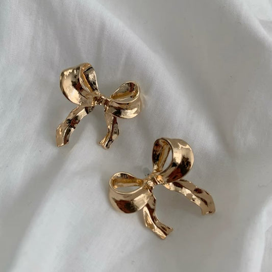 Bow Earings