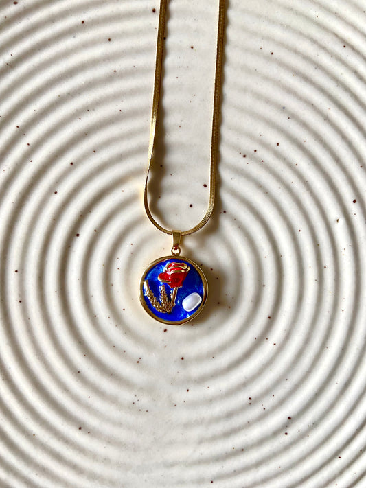 Ocean Rose Pendent Chain