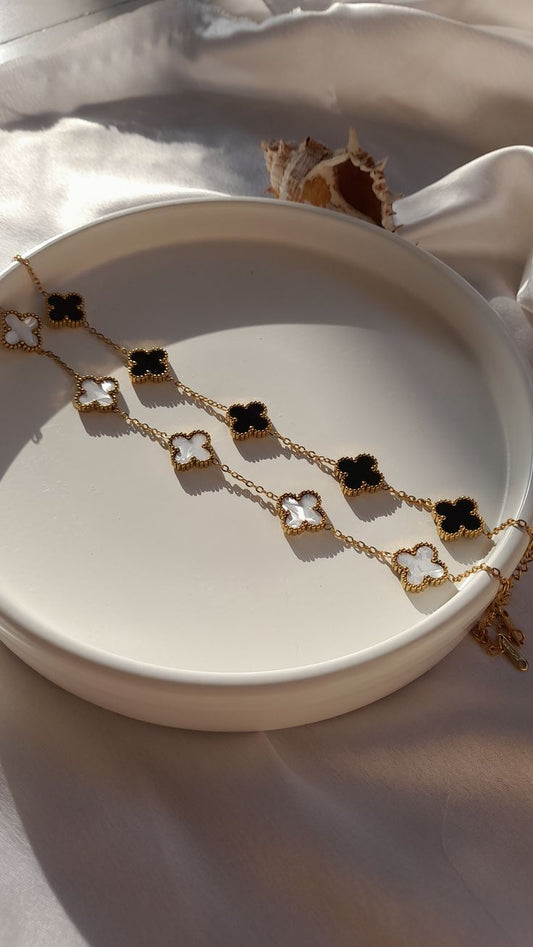 Clover leaf Bracelete
